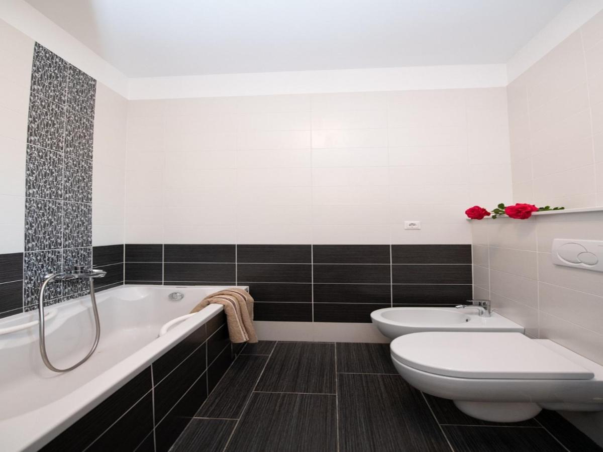Apartment Marina With Sea View Lovran Bagian luar foto